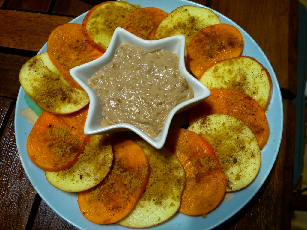 Carpaccio De Kaki Et Pomme A La Creme D Amandes Gourmicom