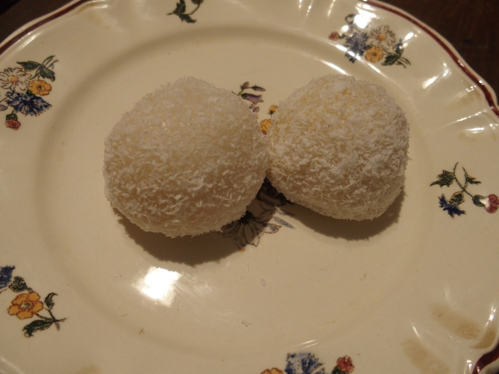 recette dessert cuisine asiatique boule de coco
