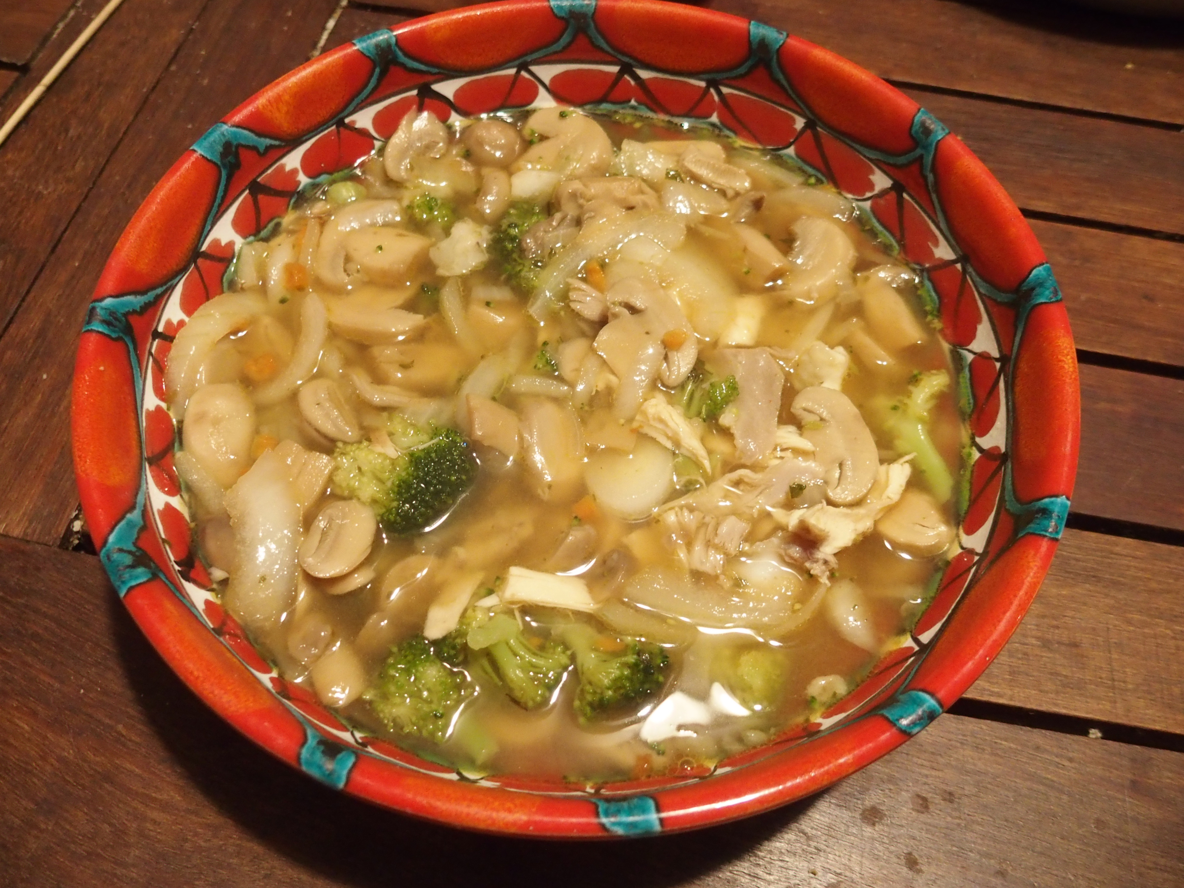 Soupe miso au poulet et aux légumes - Gourmicom