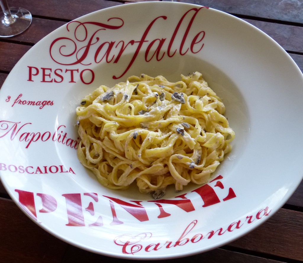 Une recette savoureuse toute simple : les pâtes à la truffe - Gourmicom
