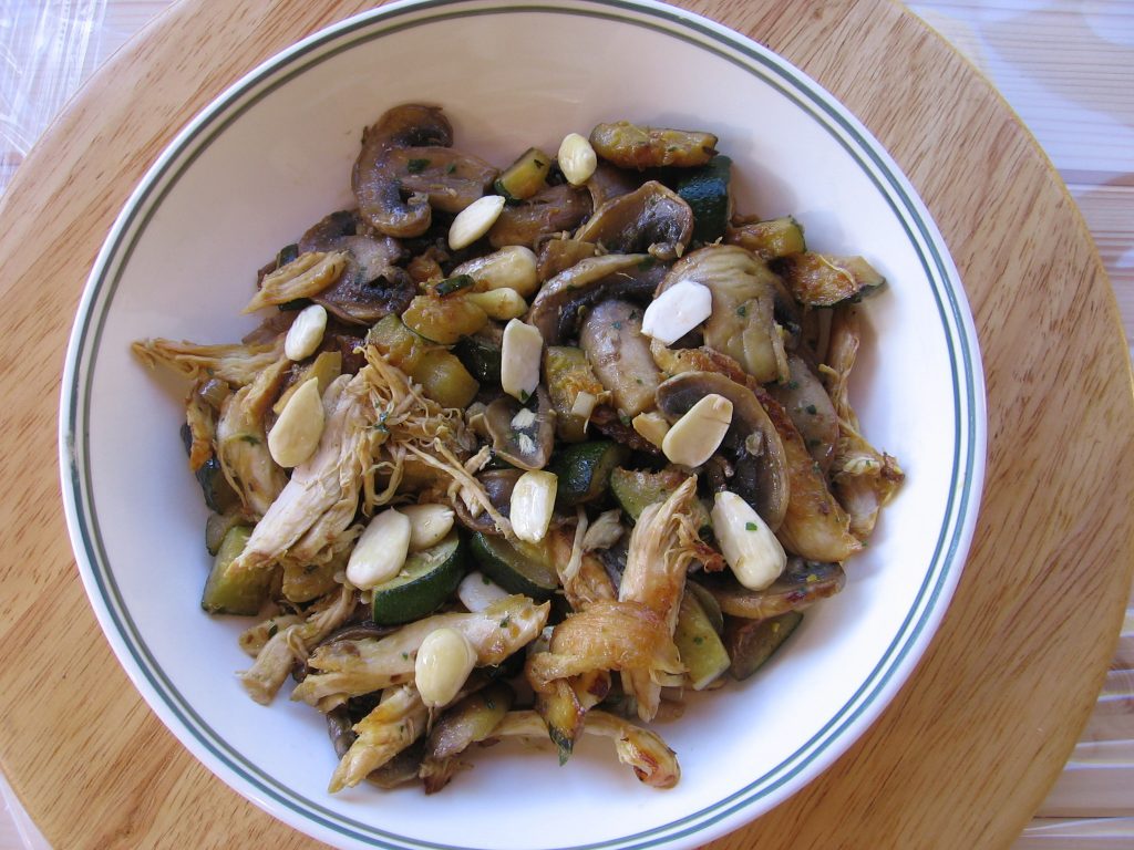 recette poulet amandes courgettes cepes