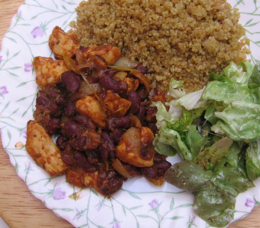 Poulet et haricots rouges en sauce tomate