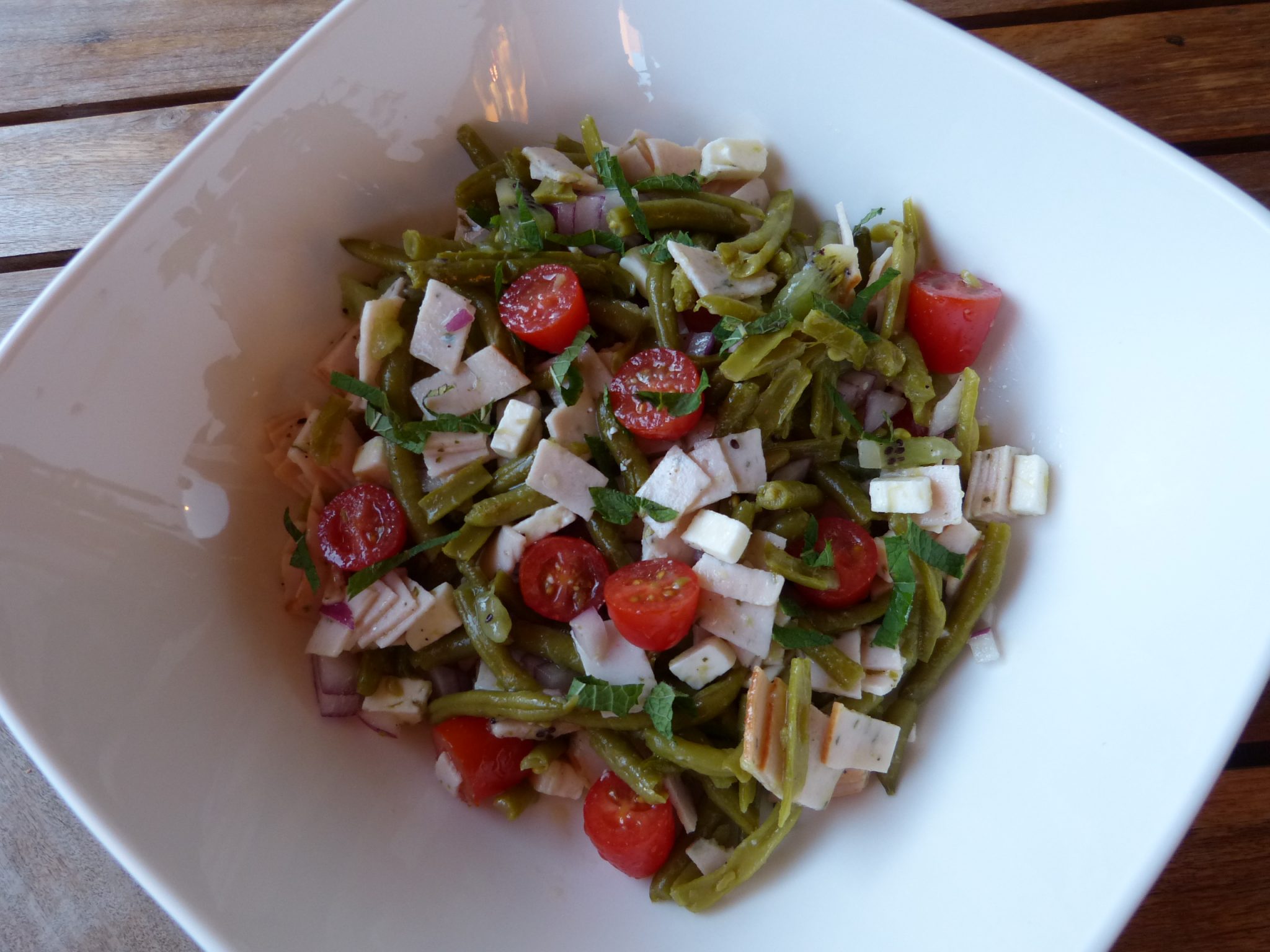 Salade Haricot Rouge Feta Salade De Haricots Rouges 24 Salade aux haricots verts, rôti de poulet, kiwi et féta - Gourmicom