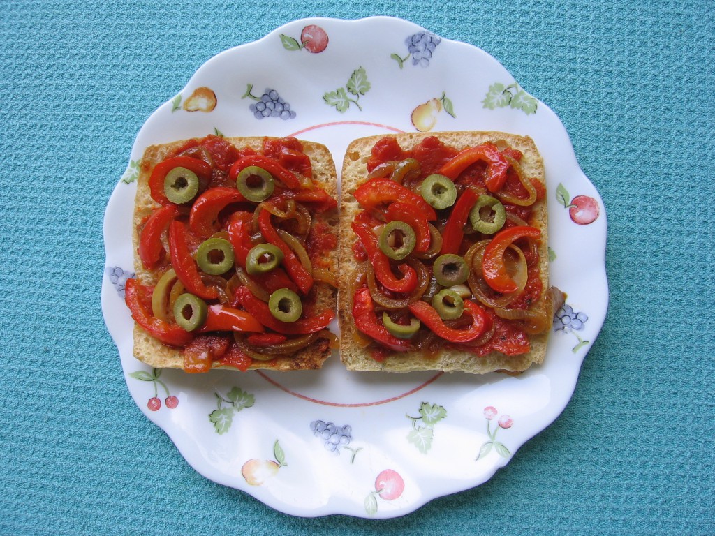 recette tartines tomate poivron oignon