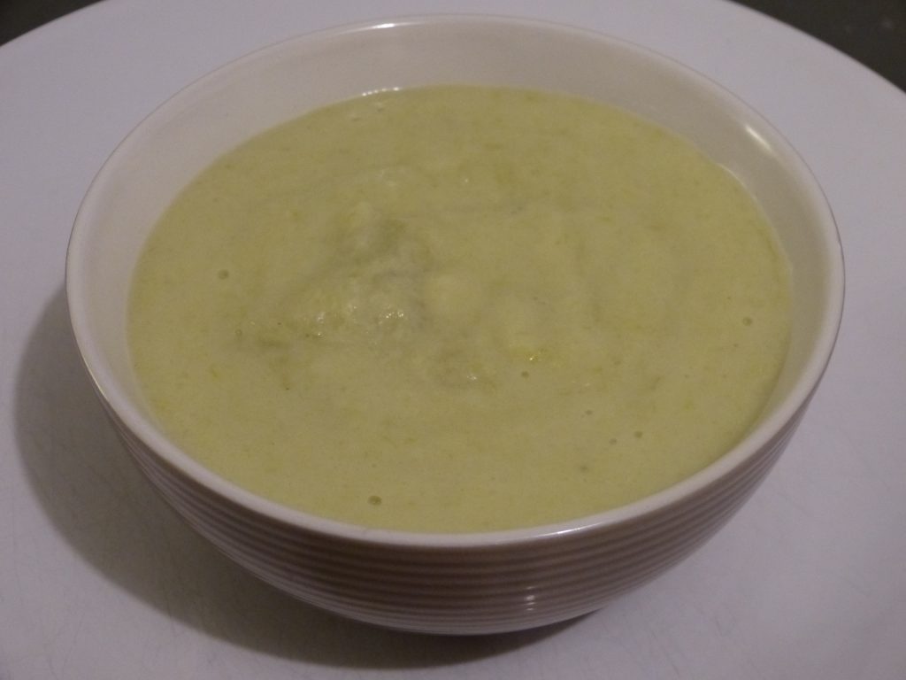 Velouté d'asperges et de pommes de terre - Caroline GENEROSI