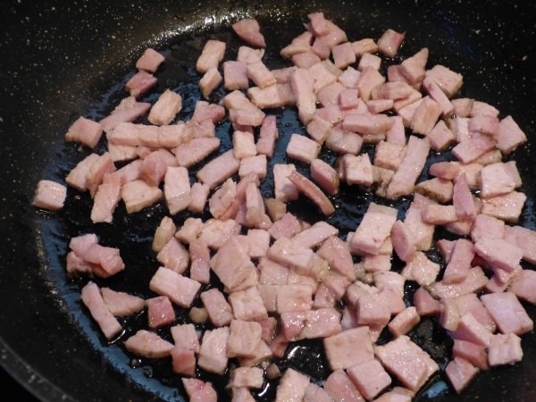 Un plat bien nourrissant : la truffade au cantal - Caroline GENEROSI
